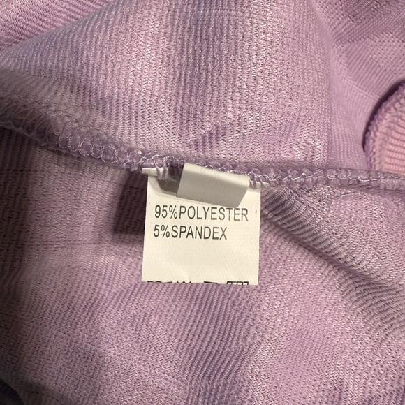 NWOT Women’s Sz Large Violet/Lavender Hoodie Long Sleeves Zip Pockets Textured - Picture 4 of 15